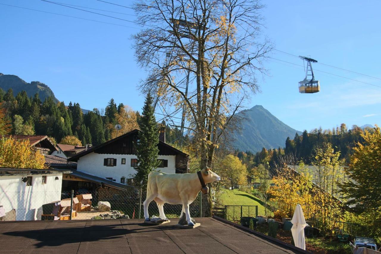Familienzimmer mit Bergblick und Gemeinschaftsbad